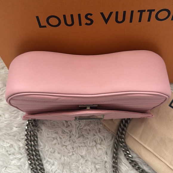 Louis Vuitton New Wave Chain Bag Pink - Picture 6 of 8